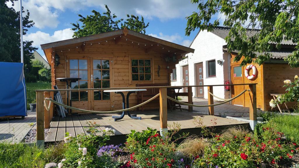 Ferienwohnungen Am Kleinen See Bergen Auf Rugen Luaran gambar