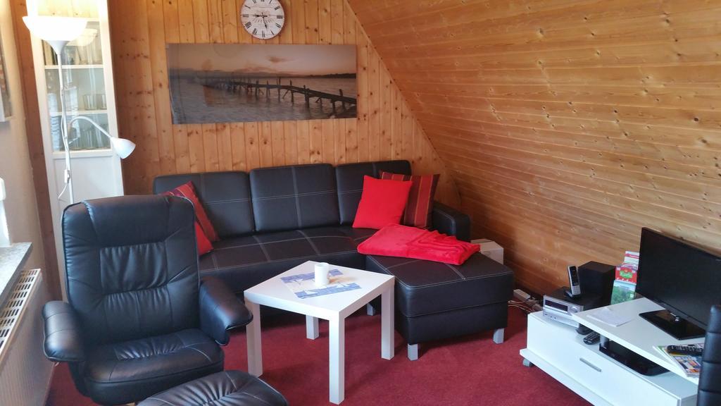 Ferienwohnungen Am Kleinen See Bergen Auf Rugen Luaran gambar